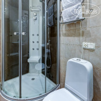 Демократ на Невском 147 tophotels