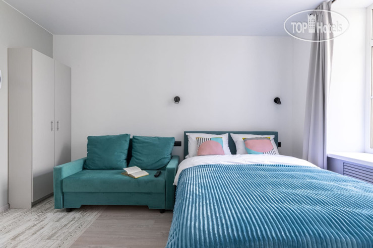 Port Comfort at the Griboedov