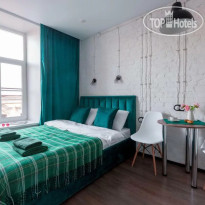 Port Comfort by the Gostiny Dvor 