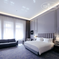 Cosmos Selection Saint-Petersburg Italyanskaya 