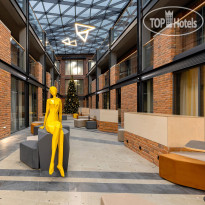 izzziUP COMMUNITY L&C 