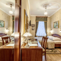 Silver Hotel