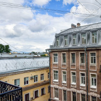 Anabel at Nevsky 88 Вид из номера Полулюкс-Комфорт