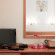 Guest House Nevsky 3 телевизор в номере