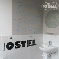 Graffiti L Hostel (closed) Душевые