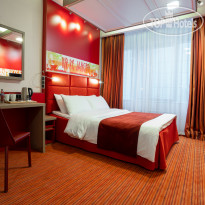 Red Stars Hotel