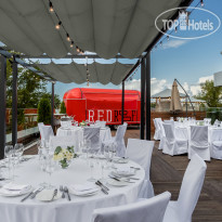 Red Stars Hotel