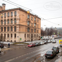 АЛЬТБУРГ на Греческом