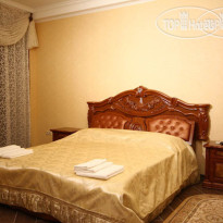 California Hotel Restaraunt 