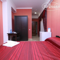 California Hotel Restaraunt 