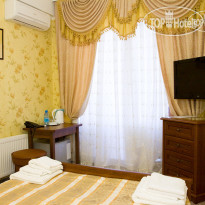 California Hotel Restaraunt 