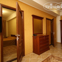 California Hotel Restaraunt 