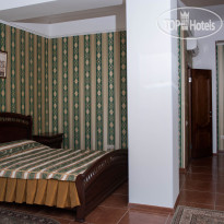 California Hotel Restaraunt 