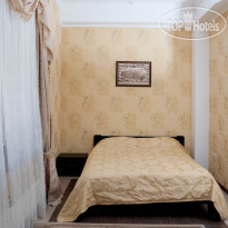 California Hotel Restaraunt 