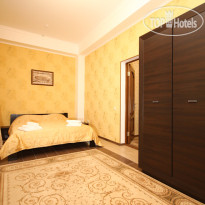 California Hotel Restaraunt 