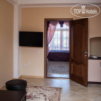 California Hotel Restaraunt 