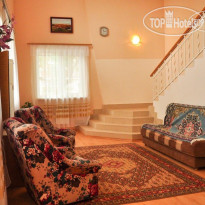 Прометей Холл