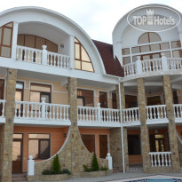 Lev Guest House 