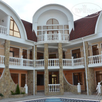 Lev Guest House 