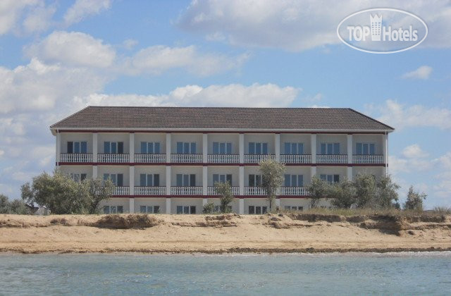 Hotel photo Royal Beach Club 4*