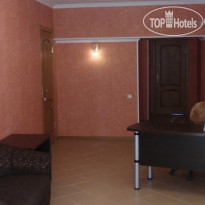 У Источника 