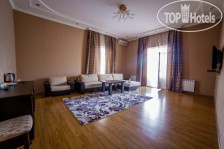 Gold Star 3*