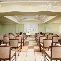 Бештау  «Форум-Холл» (211м2). Вместимо