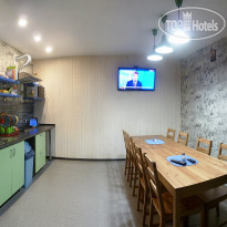 Putnik Hostel Полностью оборудованная кухня.