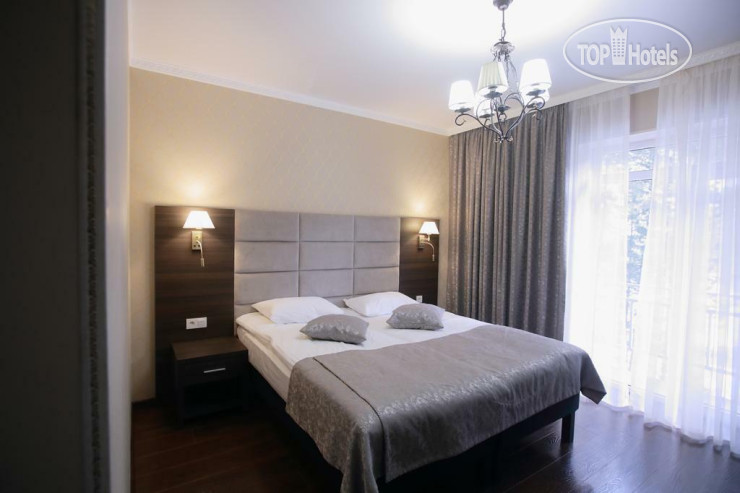 Hotelier's photos Crocus