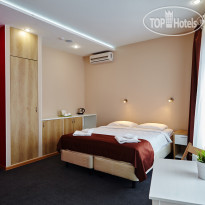 Baget Hotel
