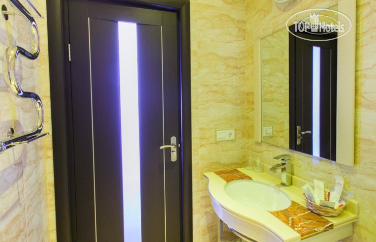 New photos from tourists Golden House 4*