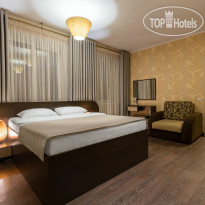 Shato City Hotel