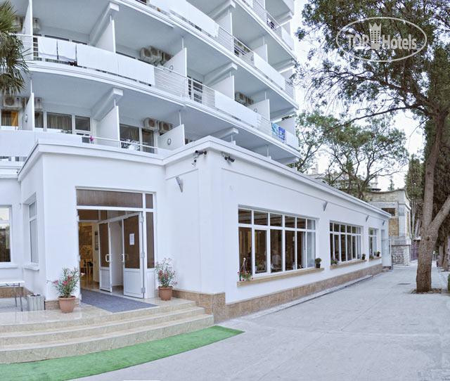 Hotel photo Ялта-Круглый Год 3*