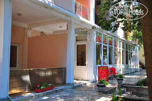 New photos from tourists Hotel Alupka 2*