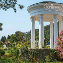 Palmira Palace Yalta Ротонда и парковая зона на тер