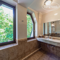 Boulevard Boutique Hotel