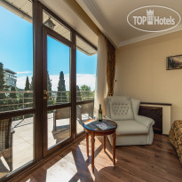 Boulevard Boutique Hotel
