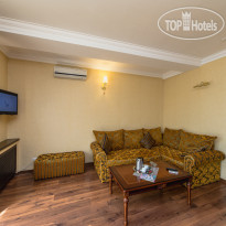 Boulevard Boutique Hotel
