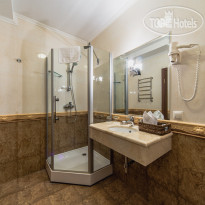 Boulevard Boutique Hotel