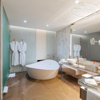 MRIYA RESORT & SPA 