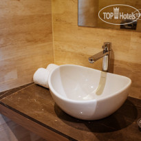 MRIYA RESORT & SPA 
