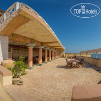 Яхт Клуб Ялта (Yacht Club) 