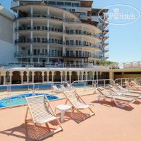 Яхт Клуб Ялта (Yacht Club) 