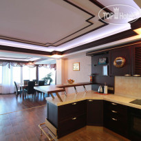 Яхт Клуб Ялта (Yacht Club) 