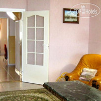 Эллинг У Моря 