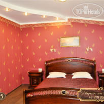 Дворик на Морской +7 978 059 59 55