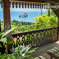 Виллы Мераба Вилла "Дом Солнца"