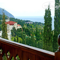 Виллы Мераба Вилла "Дом Луны"