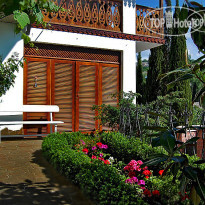 Виллы Мераба Вилла "Дом Луны"