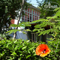 Виллы Мераба Вилла "Дача"